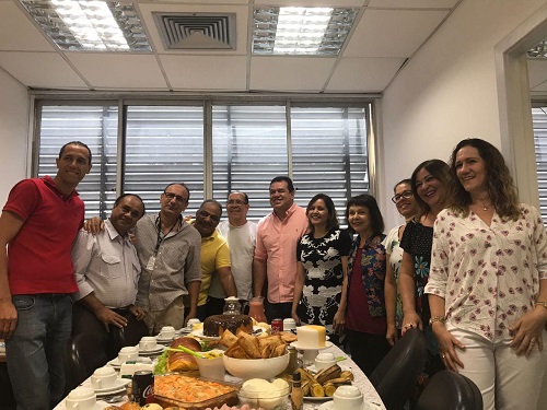 Deputado Marquinho Viana é homenageado por sua equipe de trabalho 